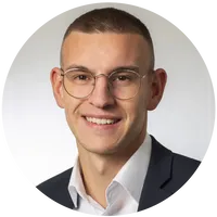 Jan Hilbers, Mitarbeiter im Vertriebsinnendienst der Nölken Hygiene Products GmbH.