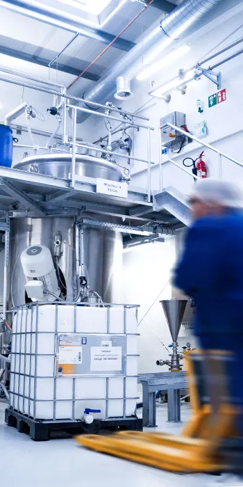 Genau bis ins kleinste Detail: Die Mischanlagen der Nölken Hygiene Products GmbH.